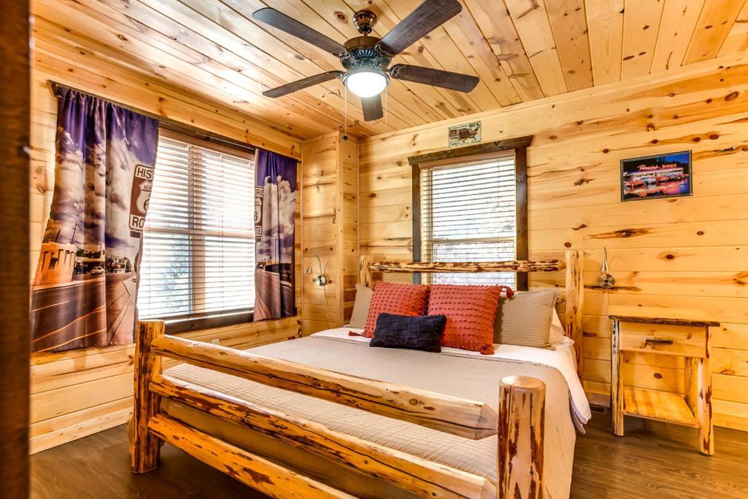 Route 66 Cabin Pigeon Forge Kamer foto